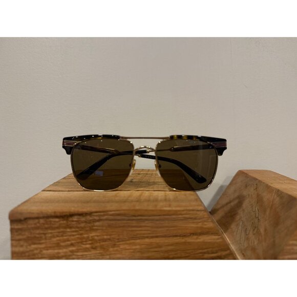 Gucci Brown Aviator Sunglasses W/ Detailing